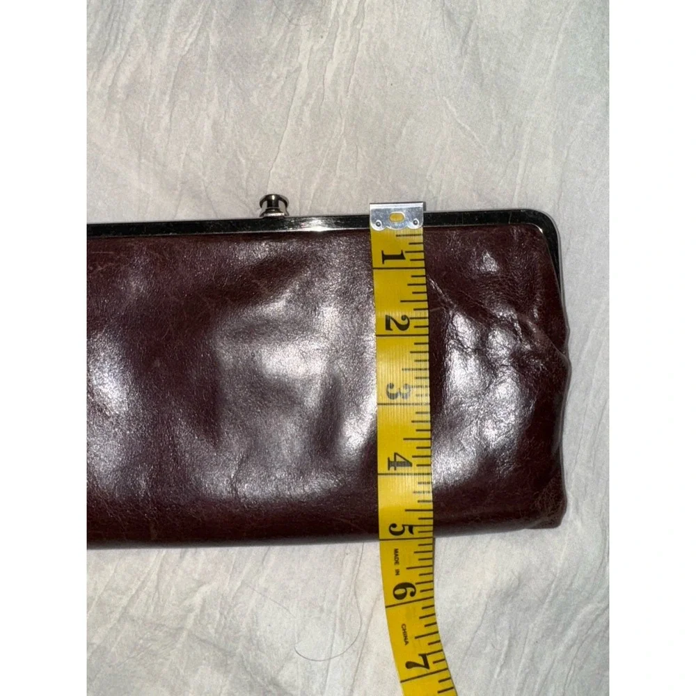 Hobo international double kiss lock brown leather Lauren‎ clutch purse